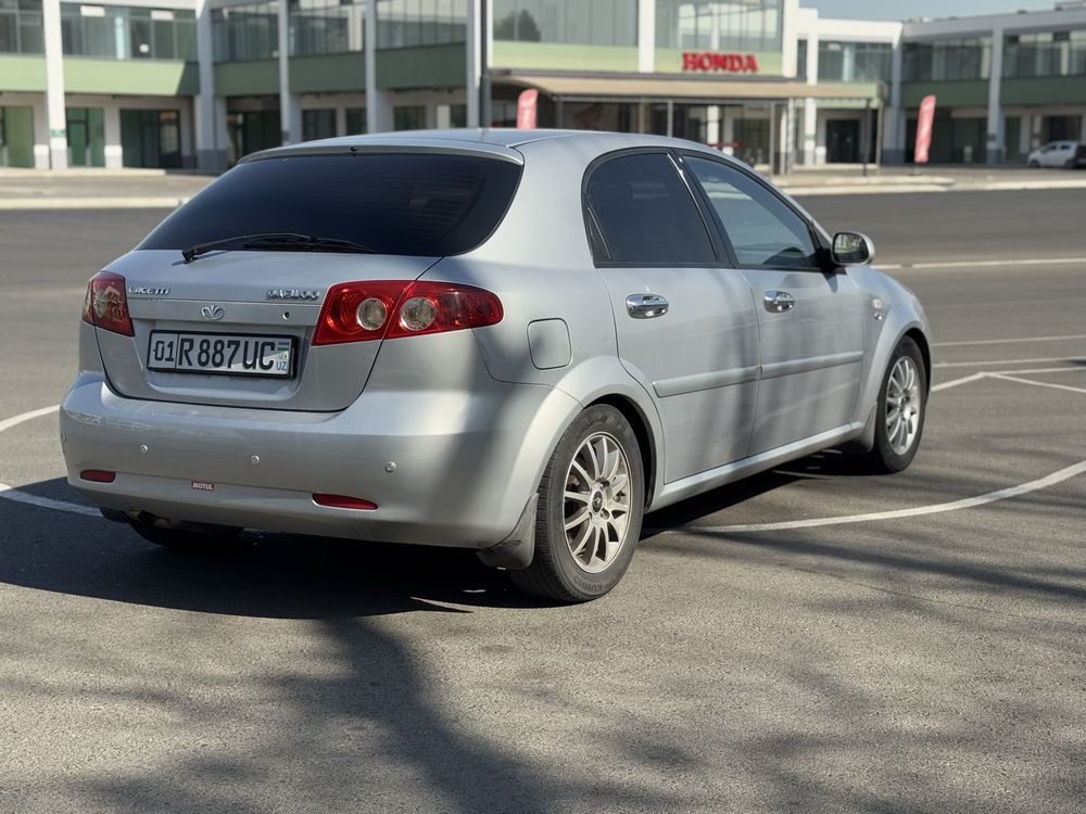 Lacetti hatchback 2005г в идеальном состоянии