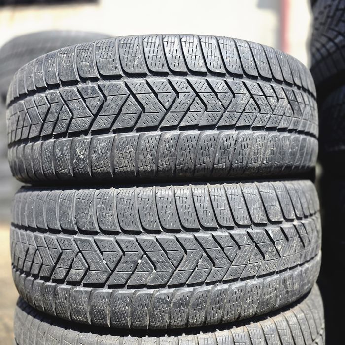 2x 235/65/17 M+S PIRELLI 2021 Stare impecabila