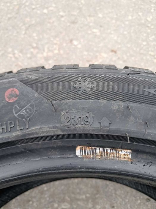 зимна гума SAILUN ICE 205/50 R16.