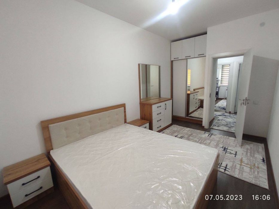 Продаётся 3-комнатная новостройка во 2-м микрорайоне, срочно!