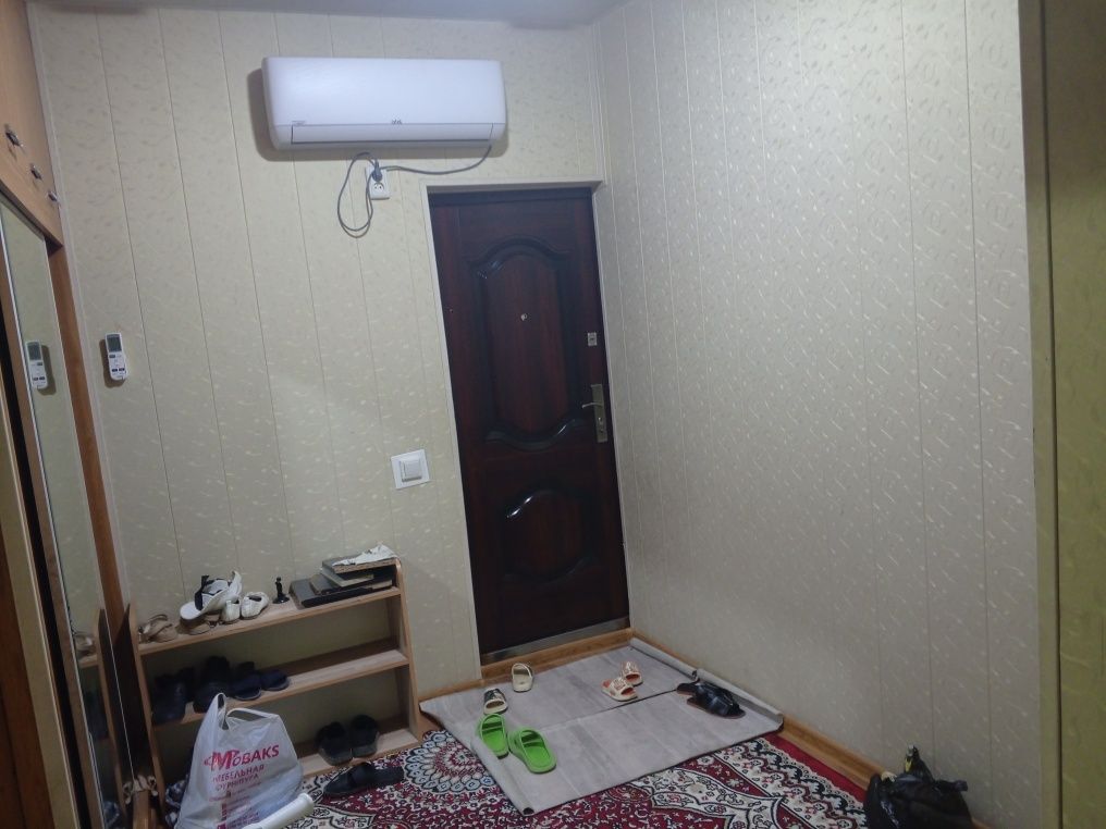 Chichiq 8mk 34 dom 3 xonali 2- Etaj oʻrtada joylashgan  tayyor