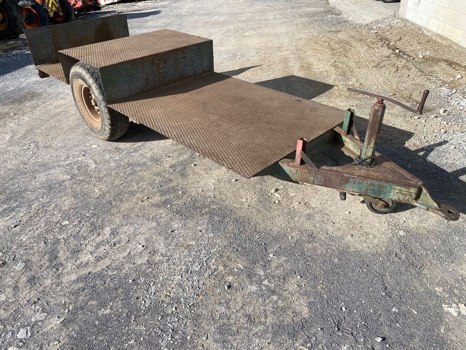 Remorca mica dupa tractor pt transportat lemne