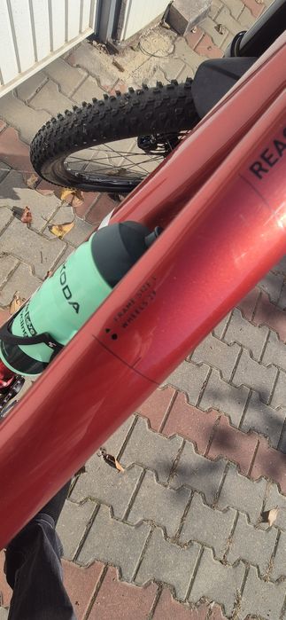 Bicicleta Cube 29 Carbon