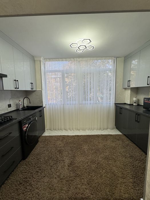 Продаеться 2/2/4