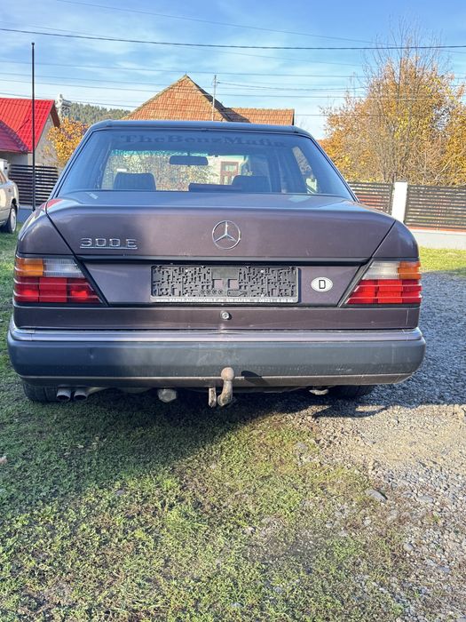 Mercedes-Benz E300 (W124) – 1991