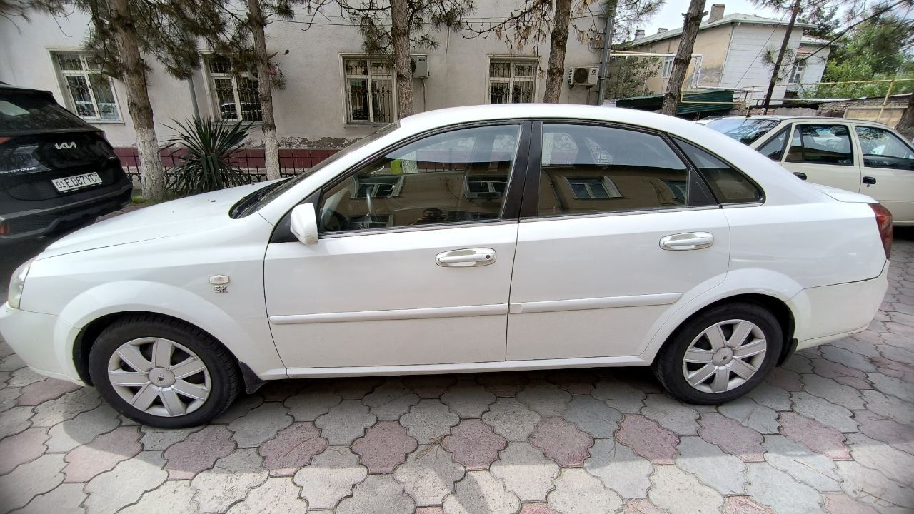 Продажа машины Lacetti
