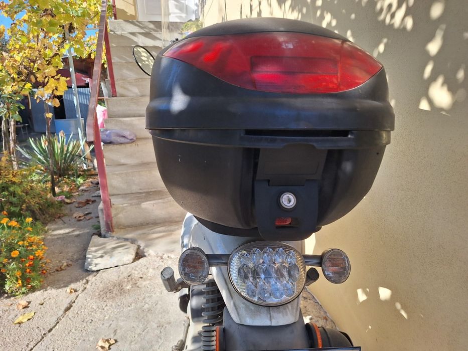 Aprilia scarabeo 49, an 2012