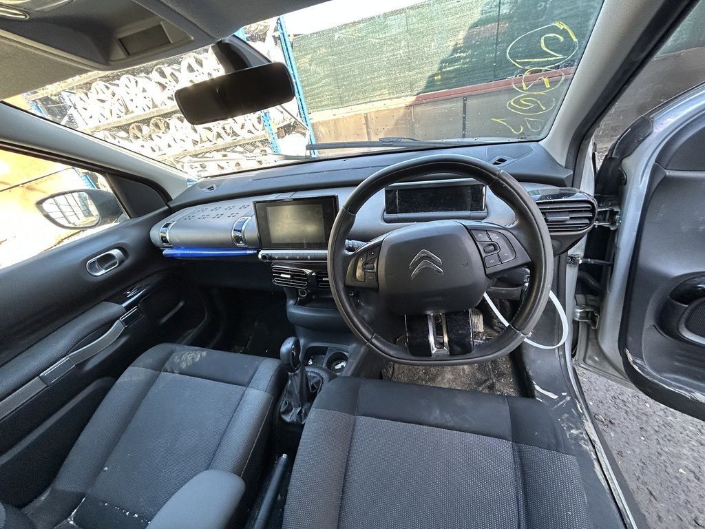 Geam stanga spate Citroen C4 Cactus 2014 - 2017 SUV 4 Usi (1203)