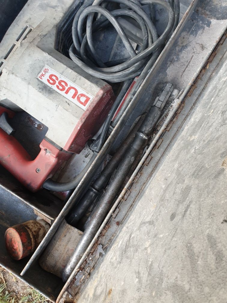 HILTI TE 15 ..DUSS PK45 Професионални перфоратори