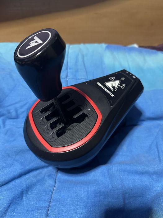 Thrustmaster T300 rs-gt + shifter th8s