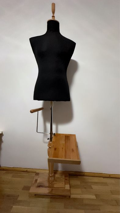 Manechine si accesorii  de inchiriat