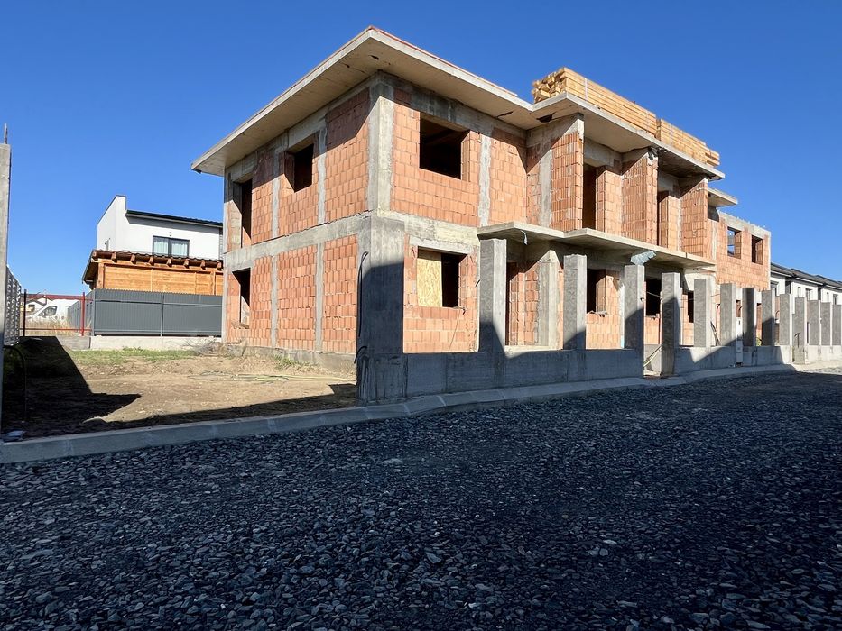 Casa tip duplex, Selimbar, str. Fragilor