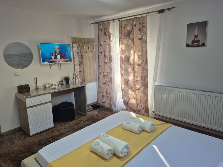 Camere disponibile 180lei 2 pers/noapte și 100lei 1 per.