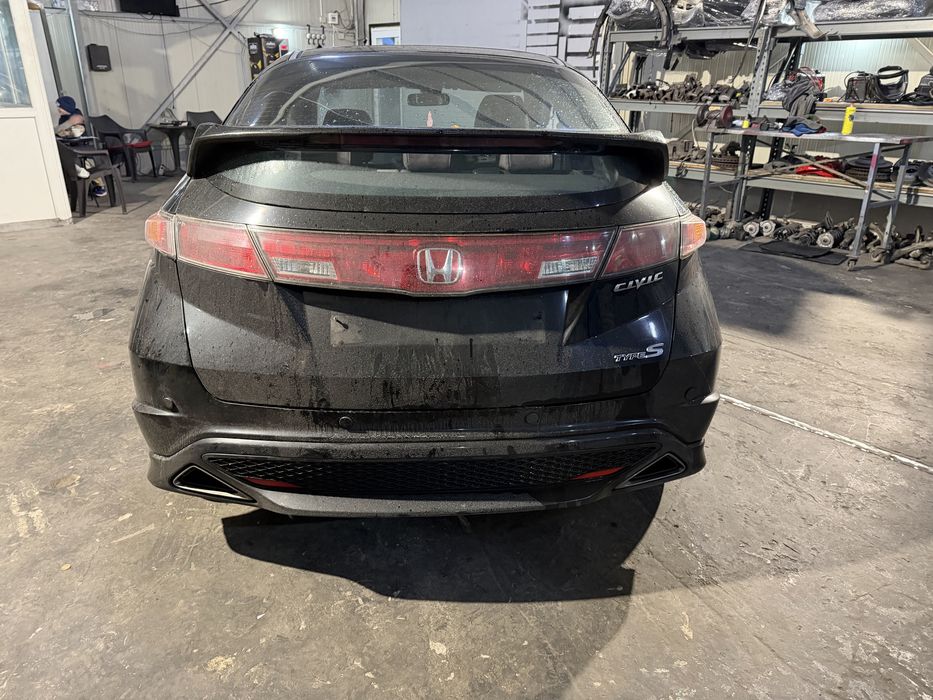 Dezmembrez/Dezmembrari Honda Civic type S 2.2 manual