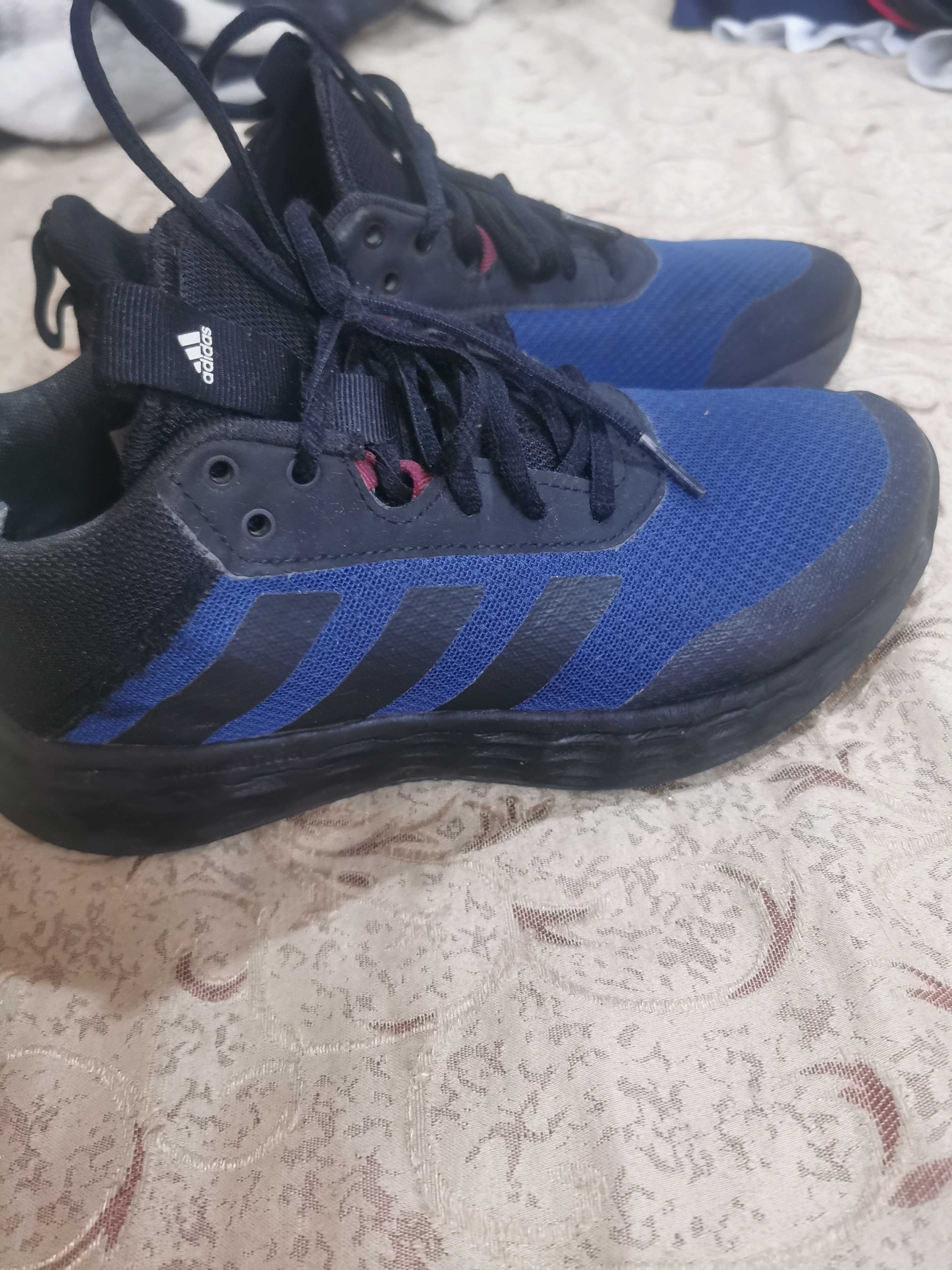 Adidas in stare bună, 37 1/3