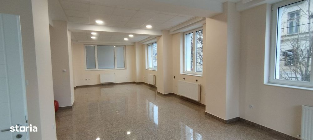 Spatiu de inchiriat 100 mp - Centru