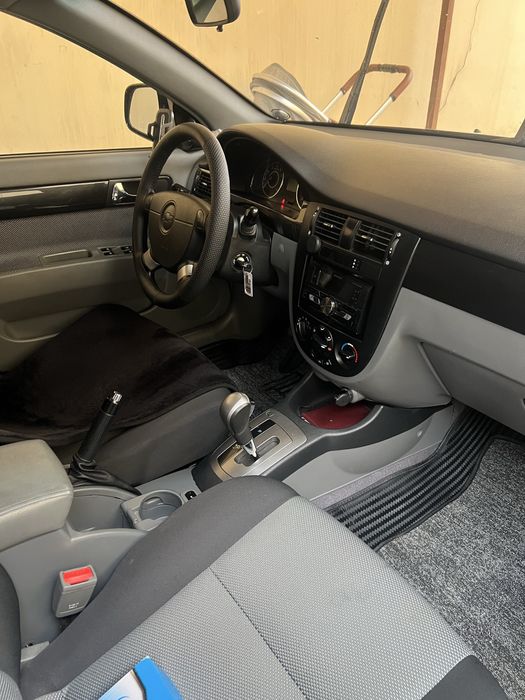 Gentra 2022 yaxshi moshina metan bor