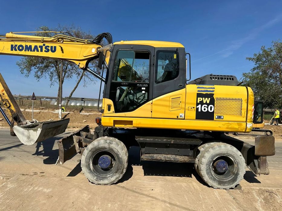 Komatsu PW 160 Excavator Komatsu PW 160