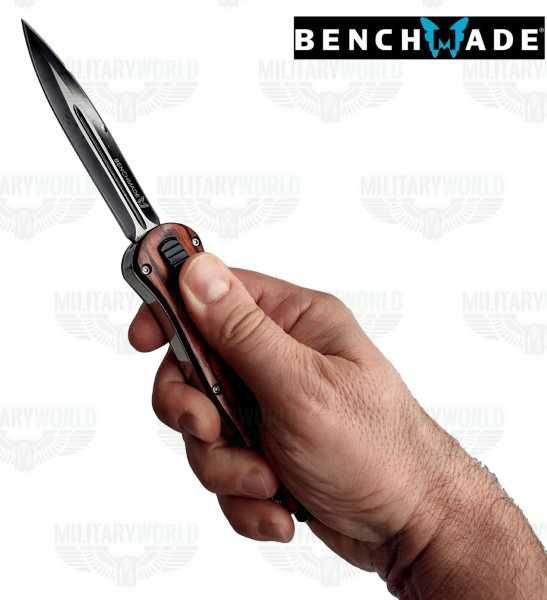Briceag Benchmade McHenry D2 automatic knife with front snap closure