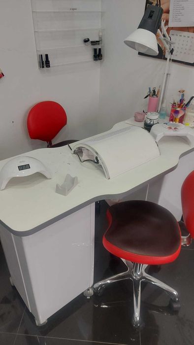 Echipamente noi salon infrumusetare
