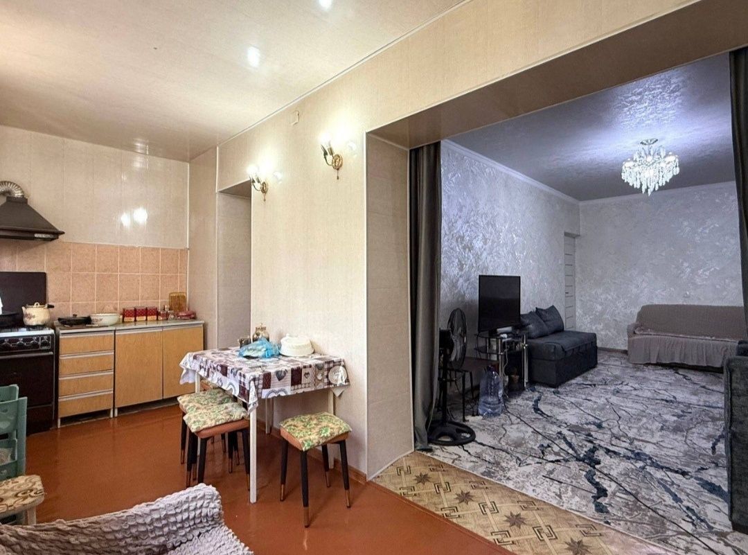 СРОЧНО!!! Продам 3/4/4 кирпичка Авиасозлар