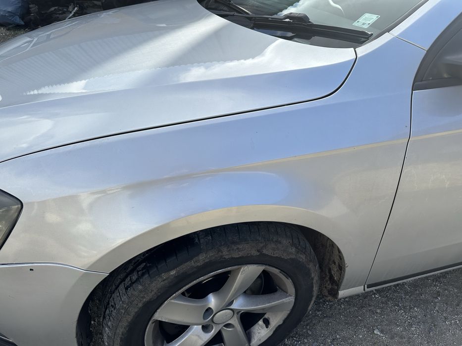 Ляв десен калник пасат б7 2012г оригинални отлични