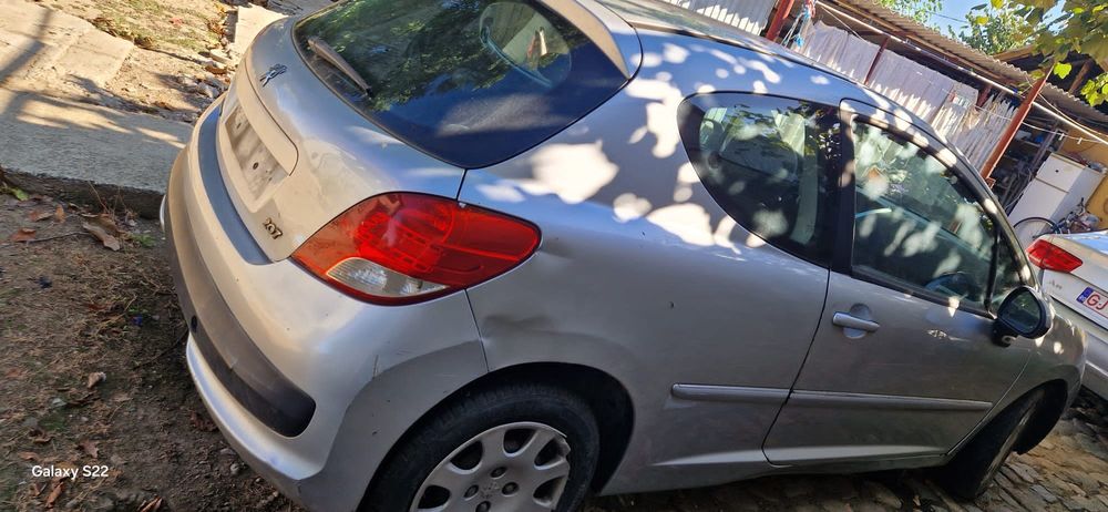 Vând pejo 207 cupe ,fără carte am doar certificatu !