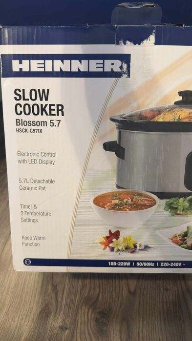 Vând Slow Cooker Heinner Blossom 5.7 (HSCK-C571X) – Nou, nefolosit