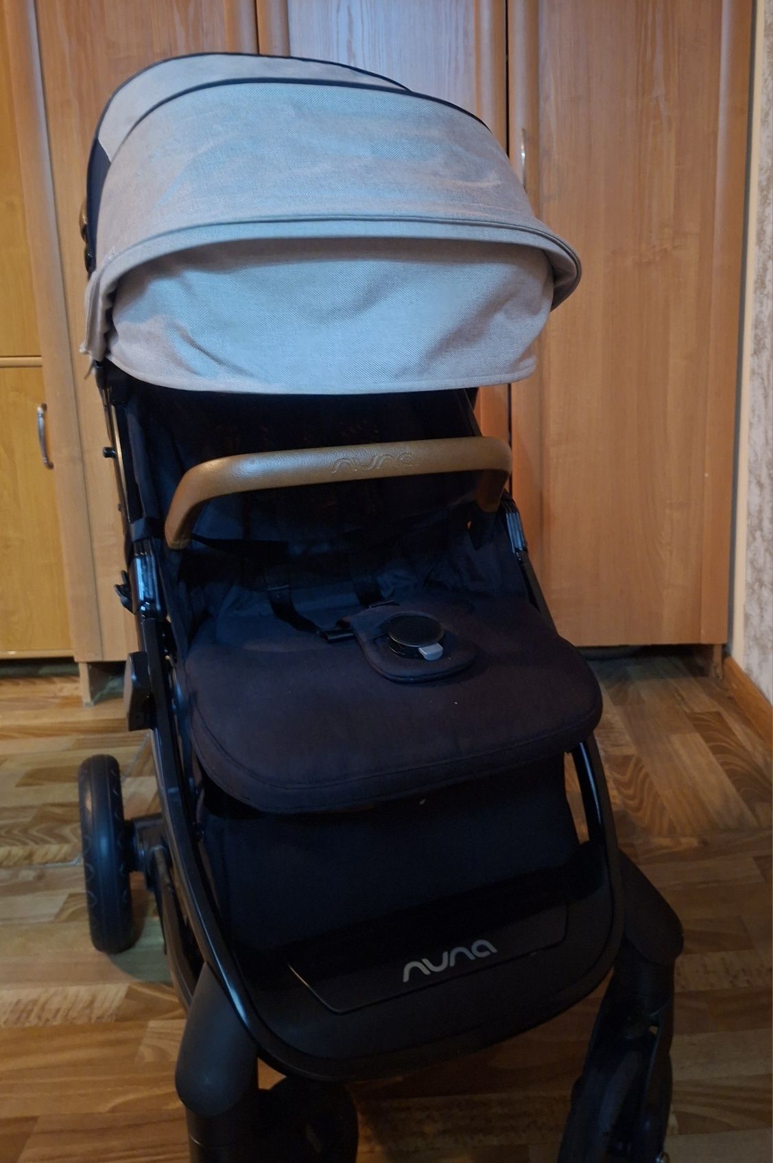 Продам  детскую  коляску