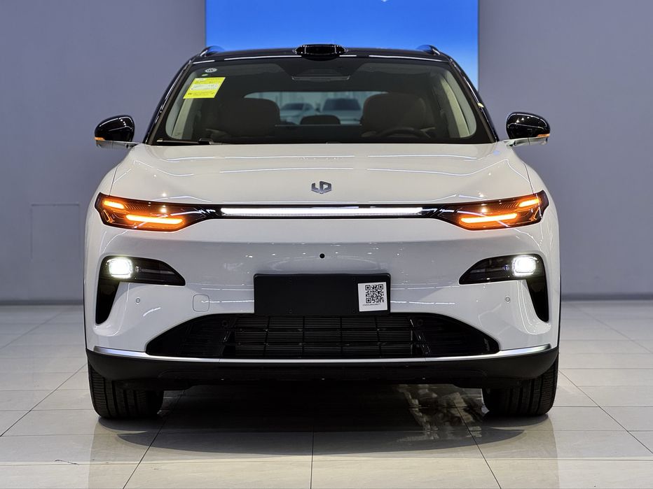 Leapmotor C11 2026 Restayling Hybrid