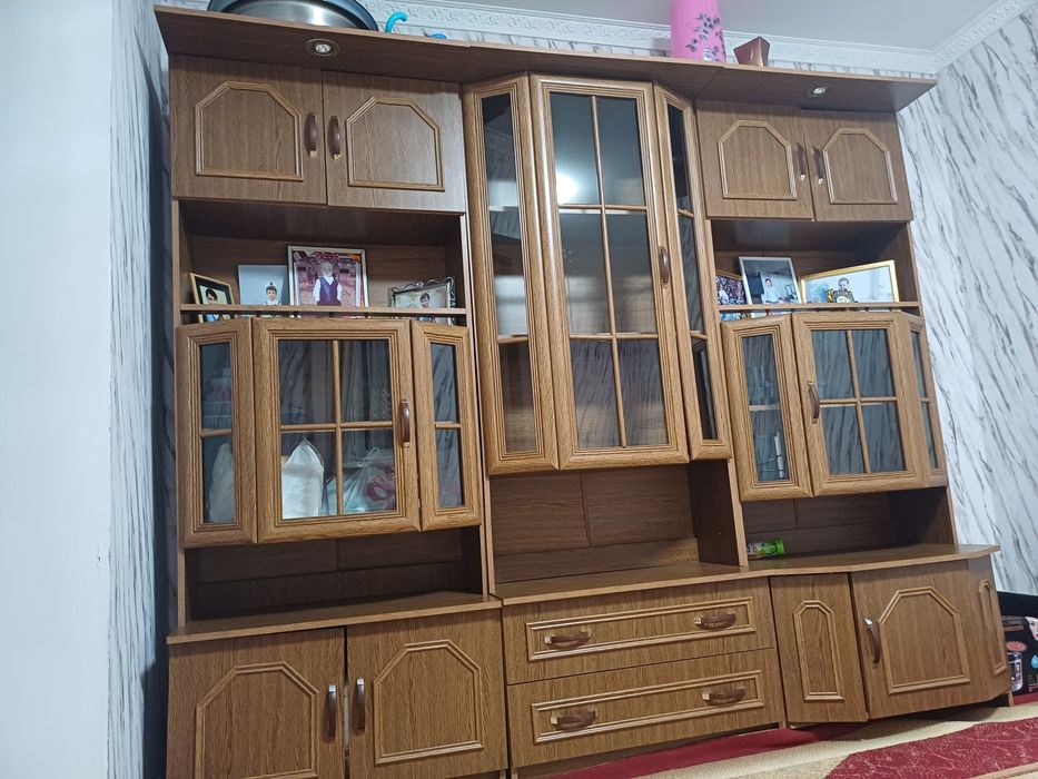 Сервант для зала