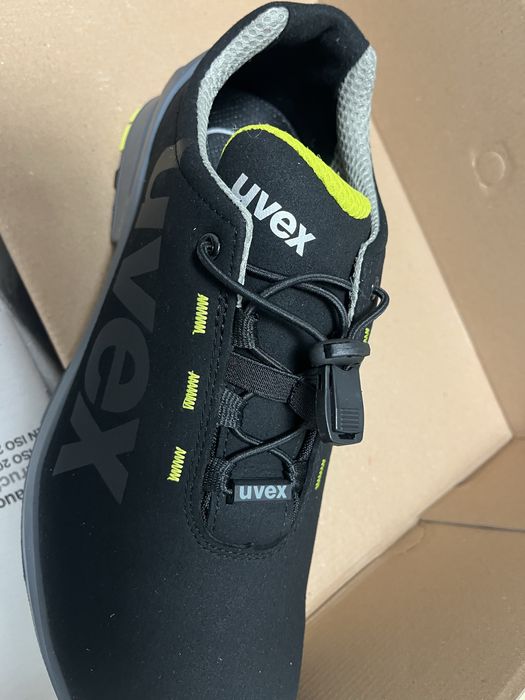 Обувки UVEX SAFETY -43-номер