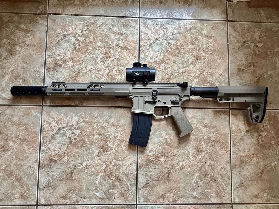 Replica ( pusca) airsoft custom M4 Double Eagle Full Metal