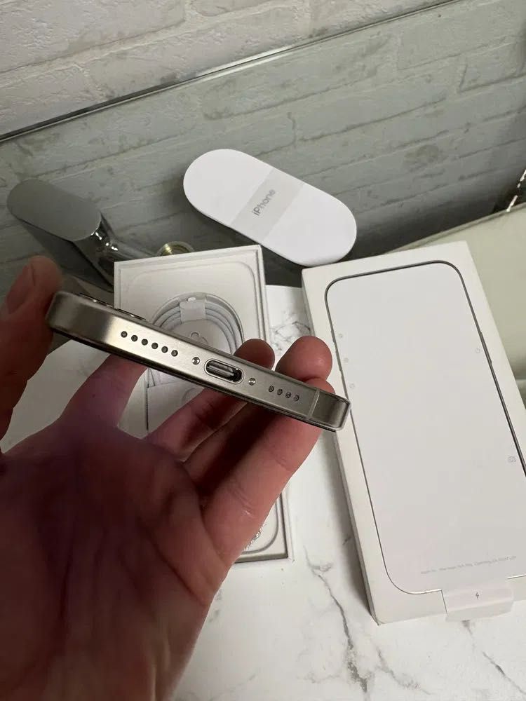 Iphone 16 pro max KREDIT