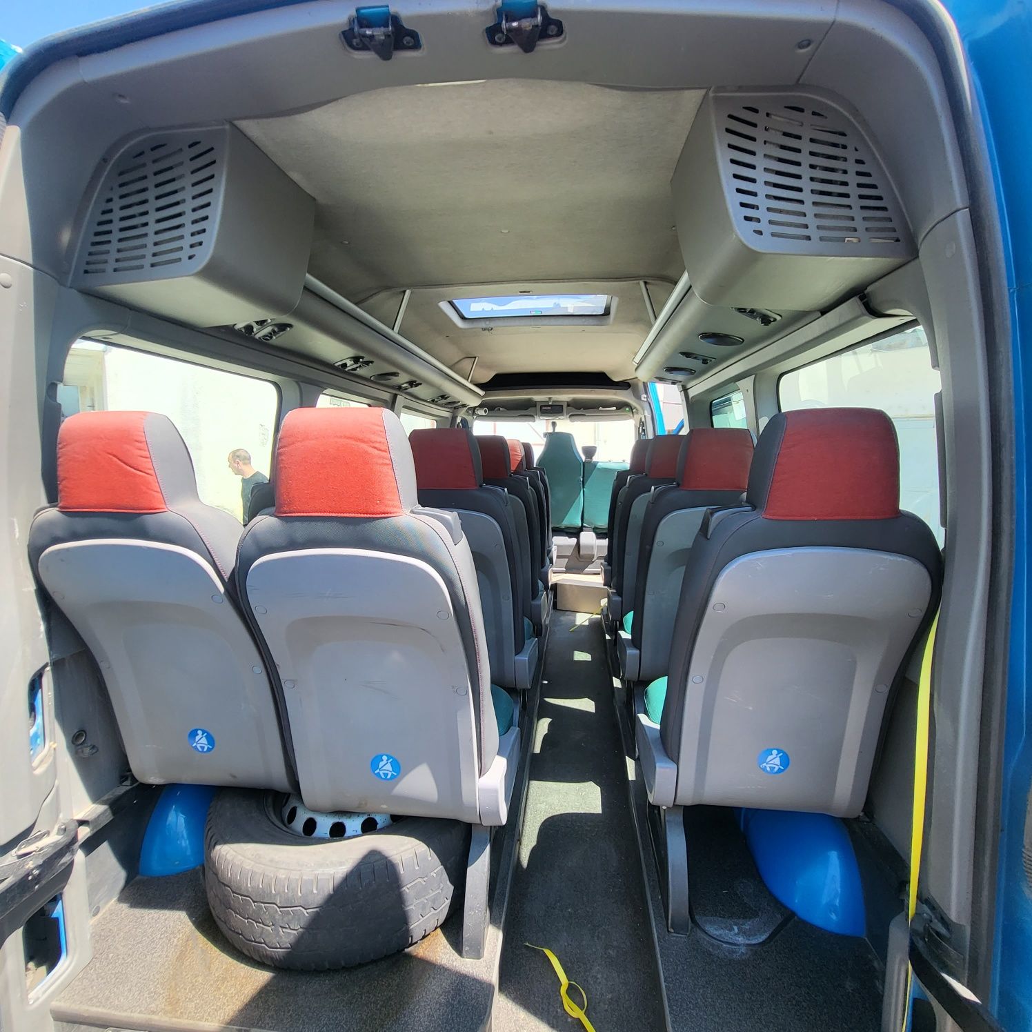 Microbuz Renault Master 17 locuri