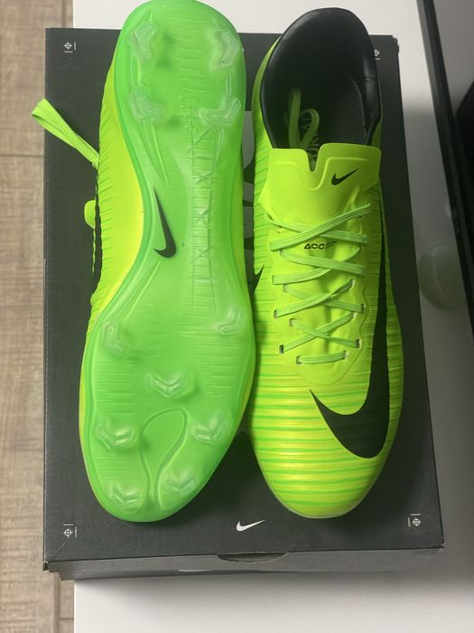 Nike mercurial vapor XI