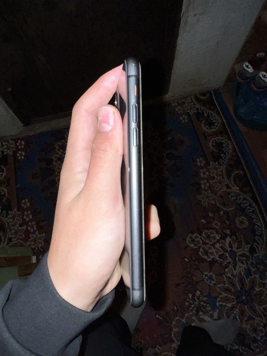 Iphone 11 сатылады