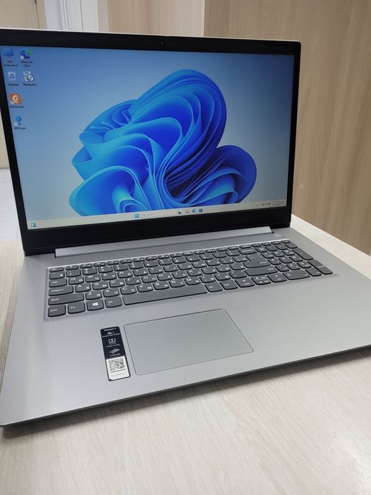 Ноутбук lenovo 17 дюймов