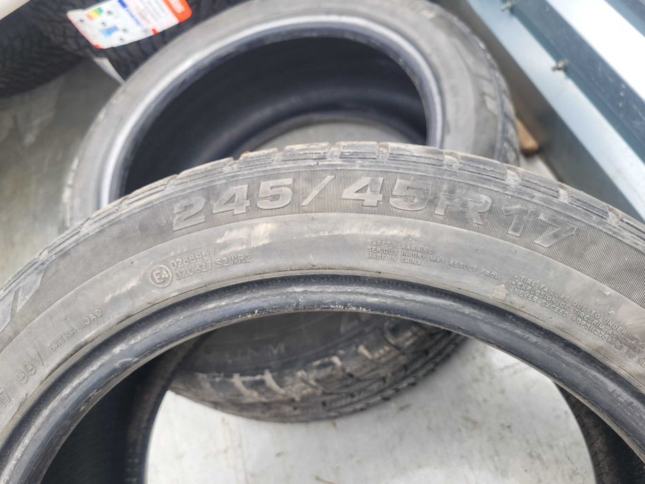 Зимни гуми 245/45/17 общо 120 лв.