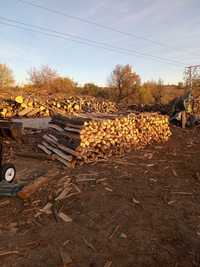 Дърва за огрев нарязани и нацепени