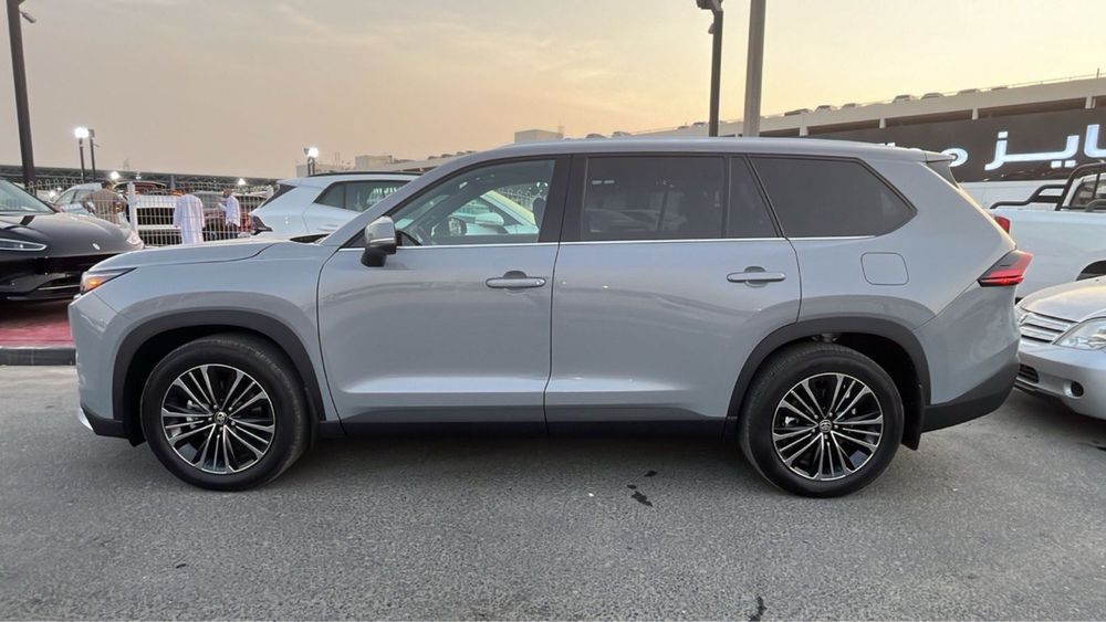 Toyota Grand Highlander hybrid maxx Platinium