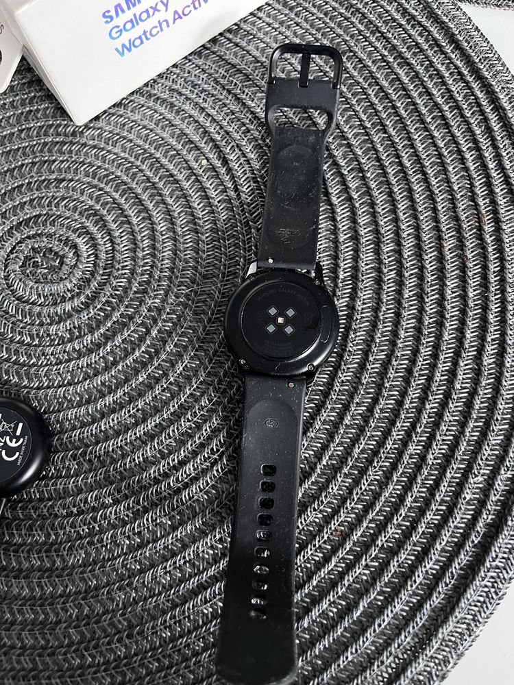 smartwatch Samsung negru