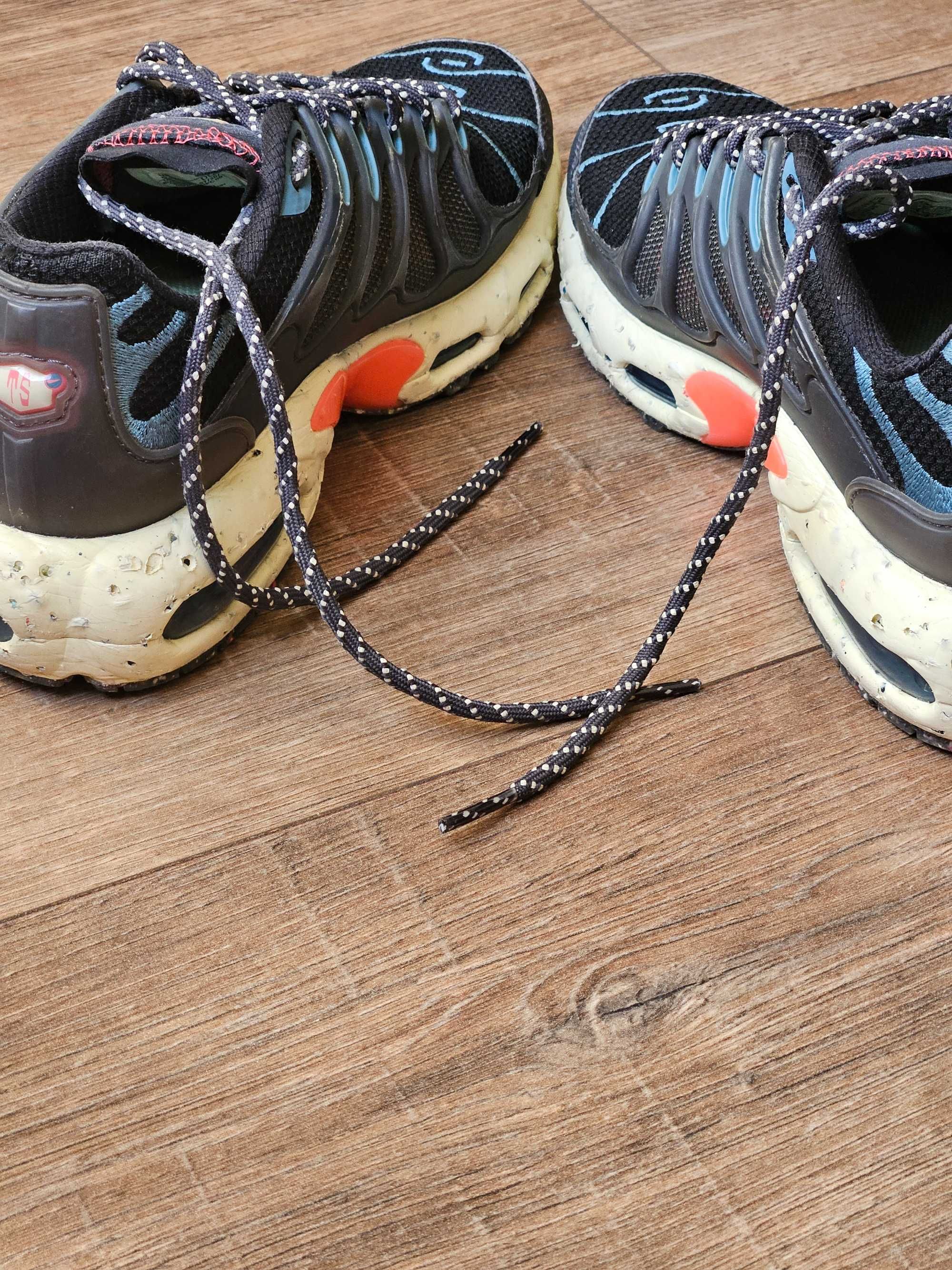 Маратонки Nike EUR38 UK 5