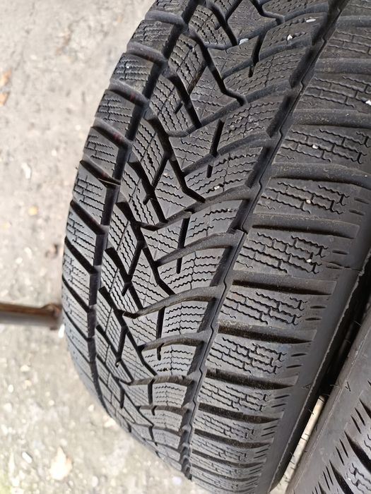 Зимни гуми 215/55/17-Dunlop Winter Sport5
