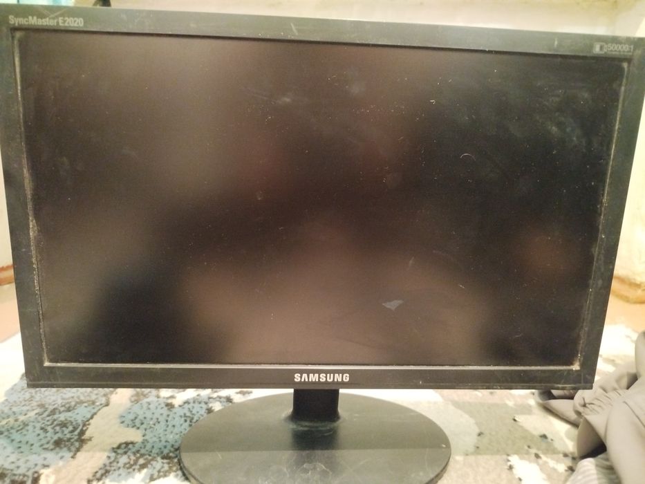 Срочно монитор продаю