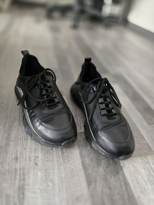 Дамски маратонки.