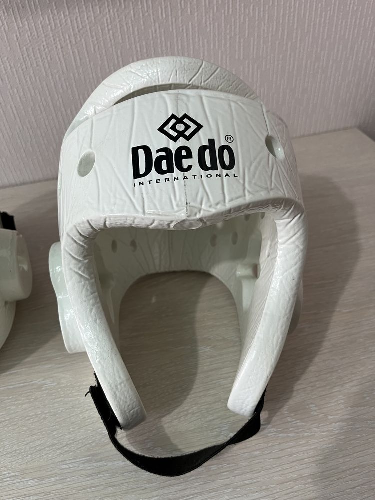 шлем для тхэквондо втф