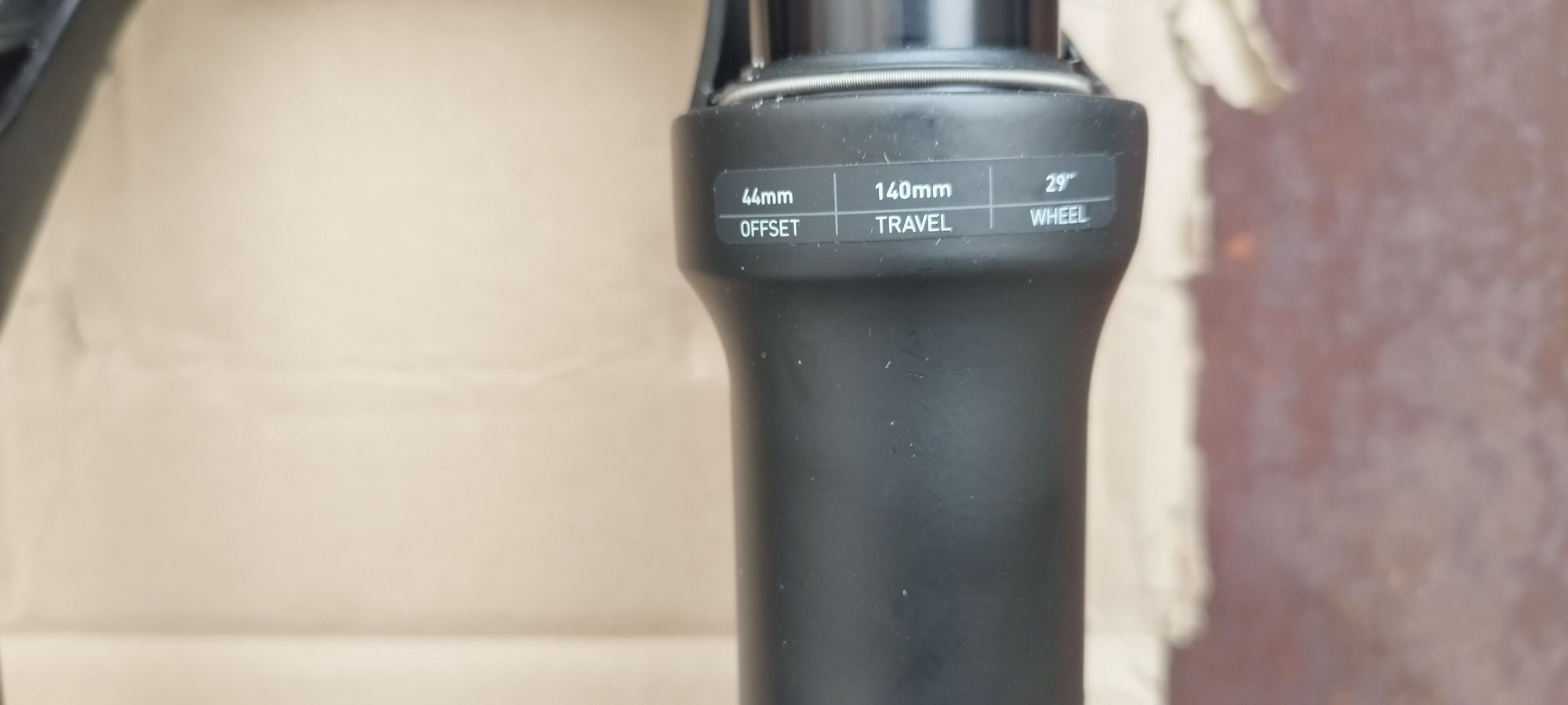 Rock shox 35 Gold Чисто нова вилка.
