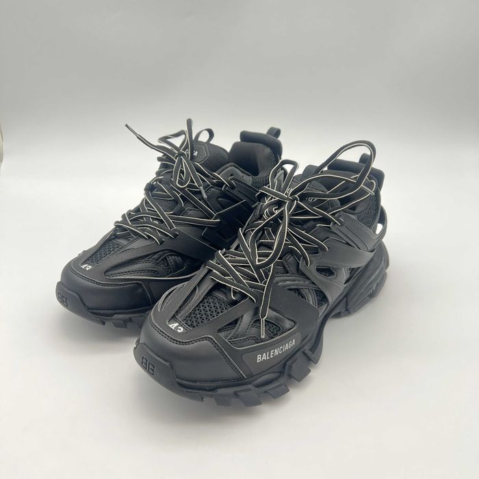 Balenciaga Track Black