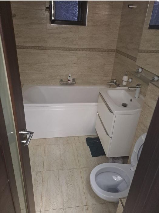 Închiriez apartament 2 camere modern, pe termen lung